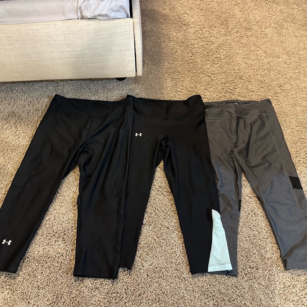 3 Pairs Under Armour UA Compression Capris MEDIUM
